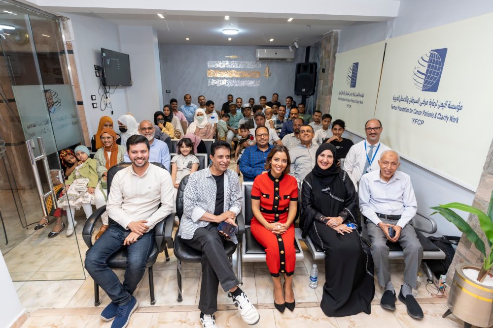 Singer Balqis Ahmed Fathi visits the Yemen Foundation for Cancer Care in Cairo.